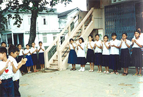 カンボジア　シェリムアップ県孤児院２
